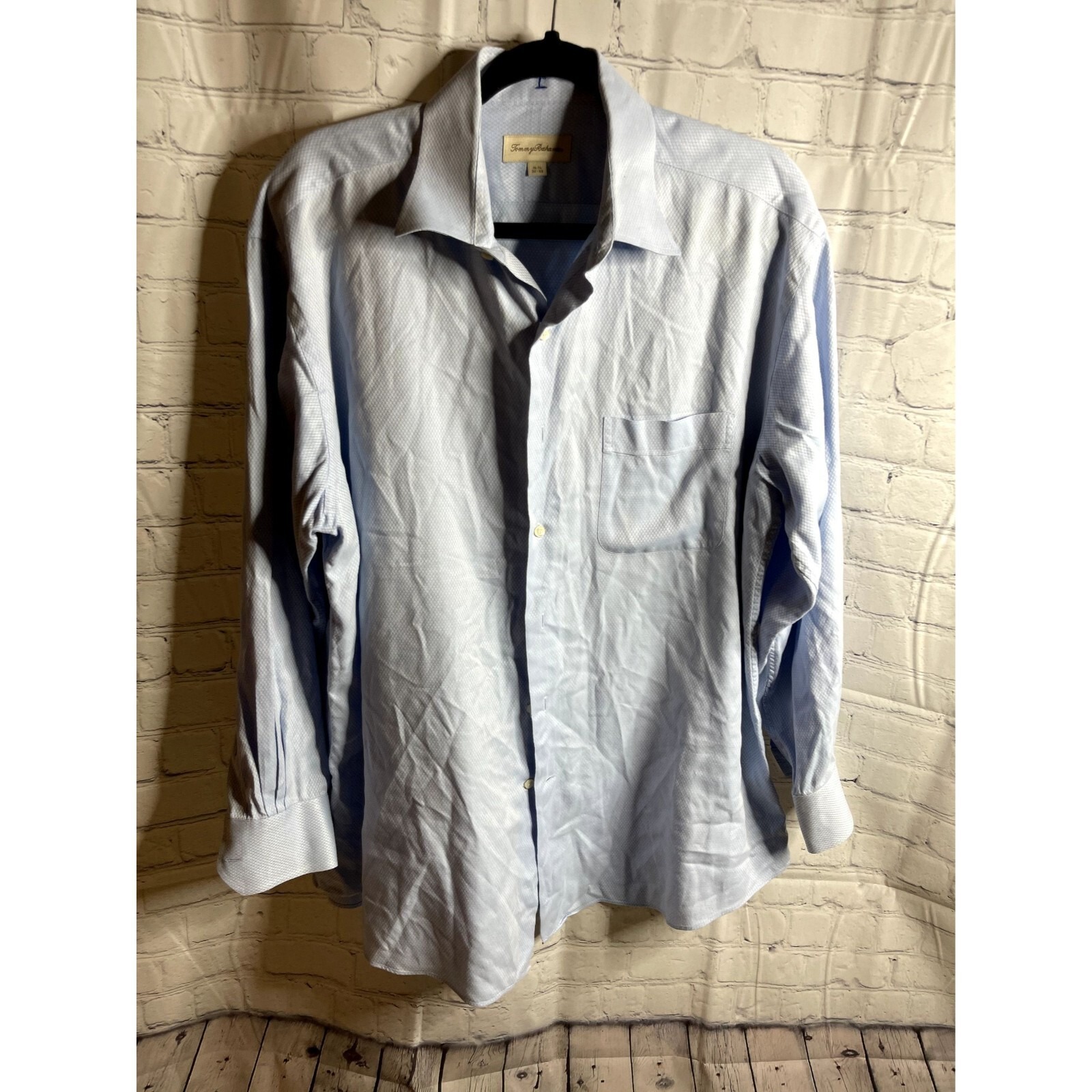 Tommy Bahama Mens Light Blue Check Button Down Shirt 16.5 32-33 Long Sleeve
